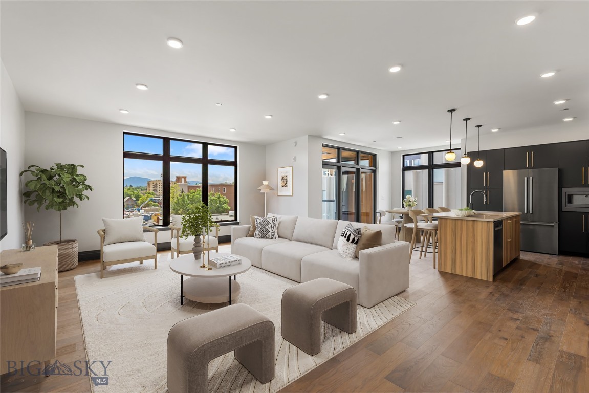 315 N Tracy Avenue 301