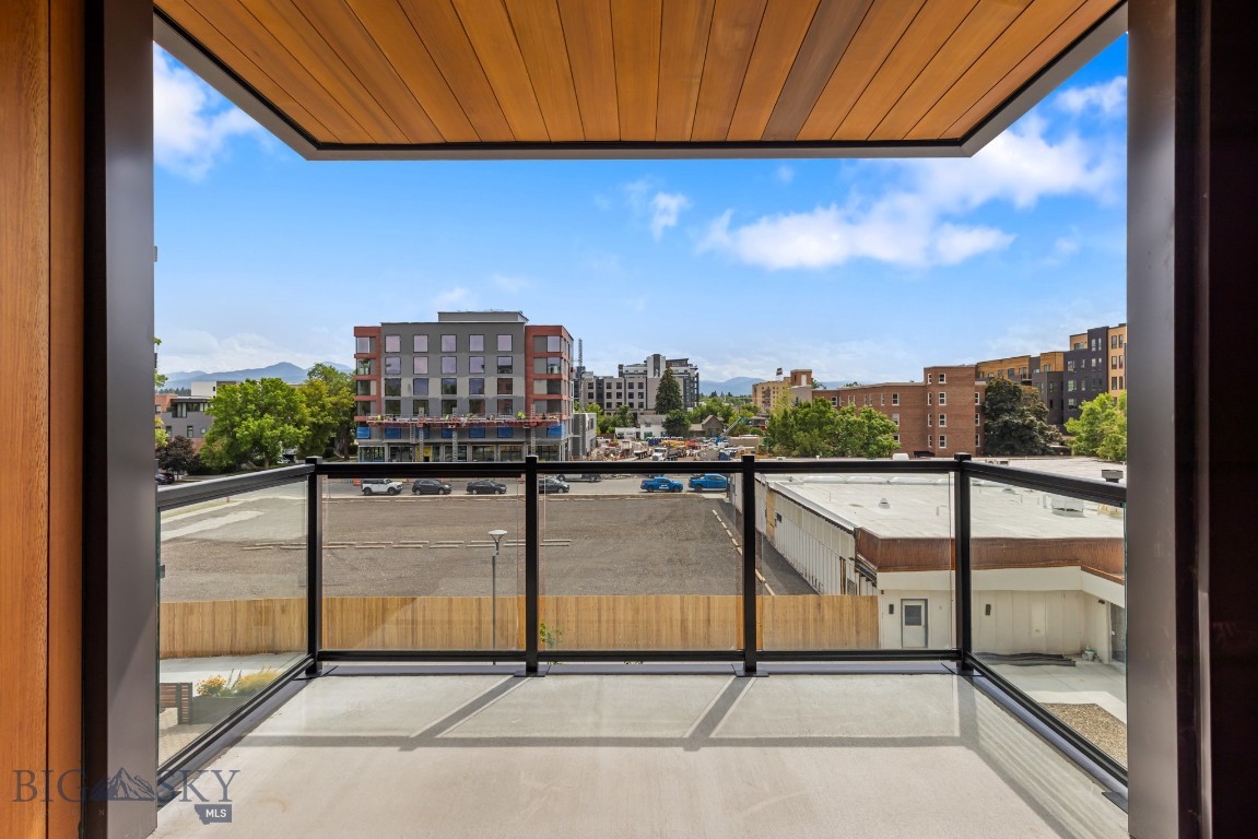 315 N Tracy Avenue 301
