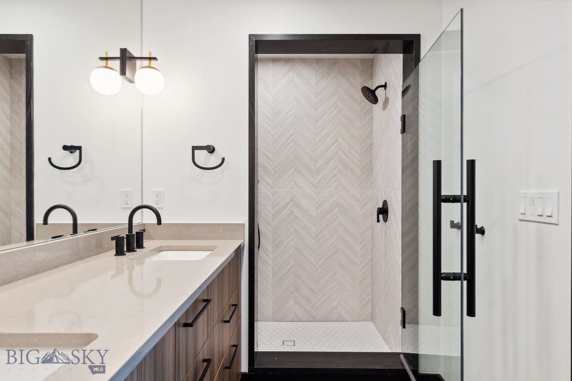 315 N Tracy Avenue 406