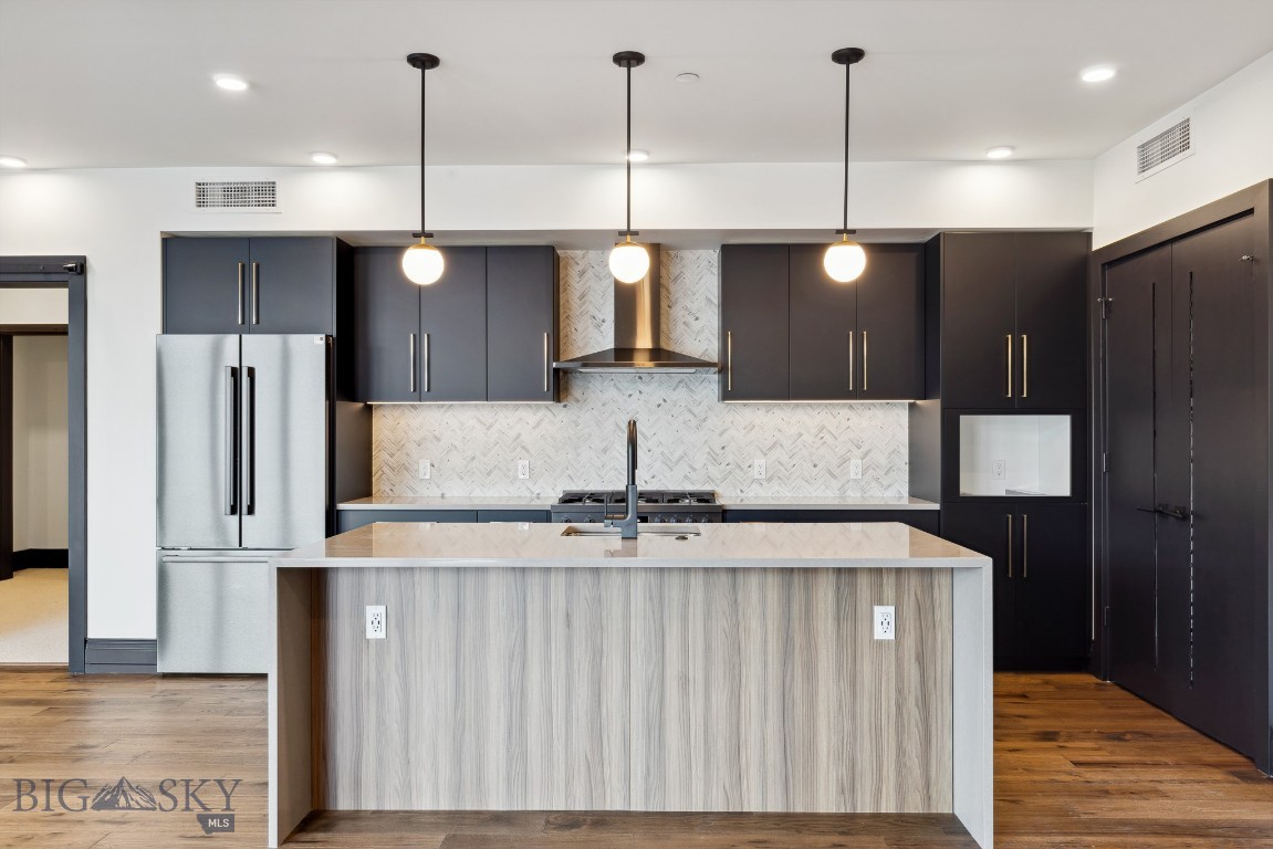 315 N Tracy Avenue 406