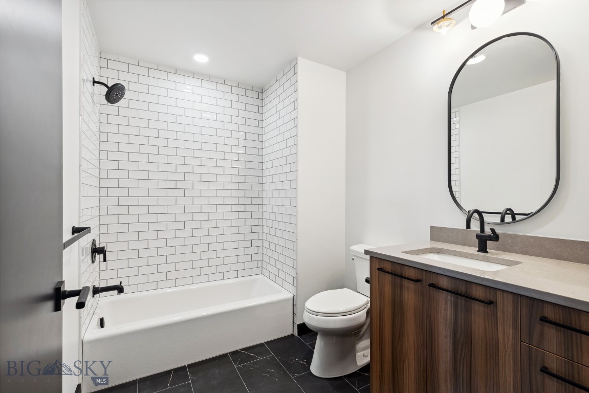 315 N Tracy Avenue 406