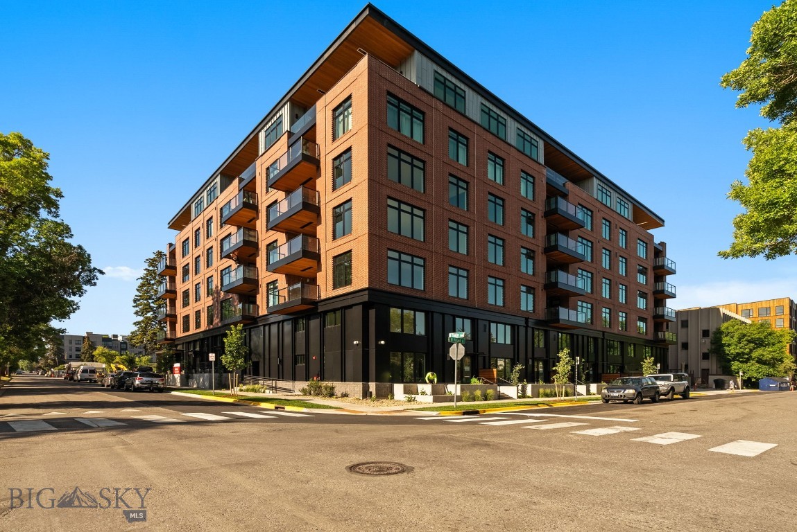 315 N Tracy Avenue 508