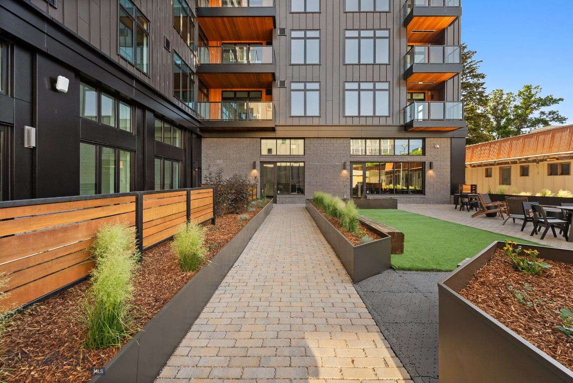 315 N Tracy Avenue 508