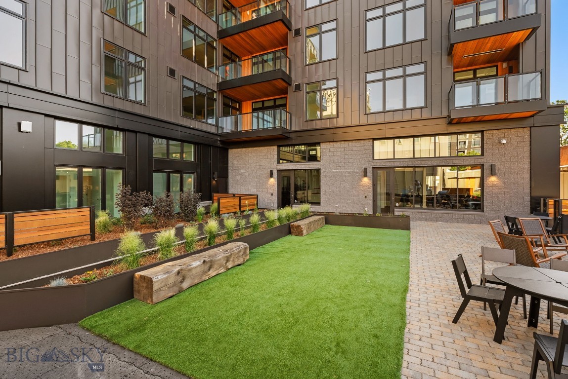 315 N Tracy Avenue 508