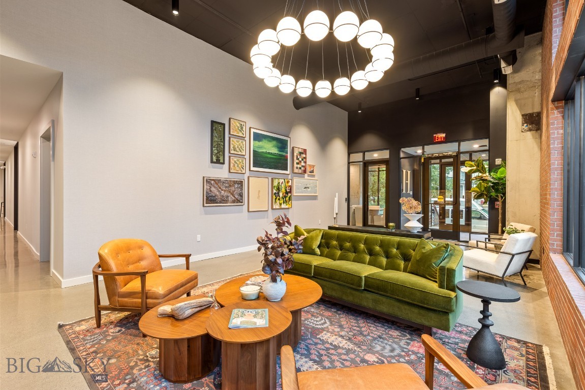 315 N Tracy Avenue 508