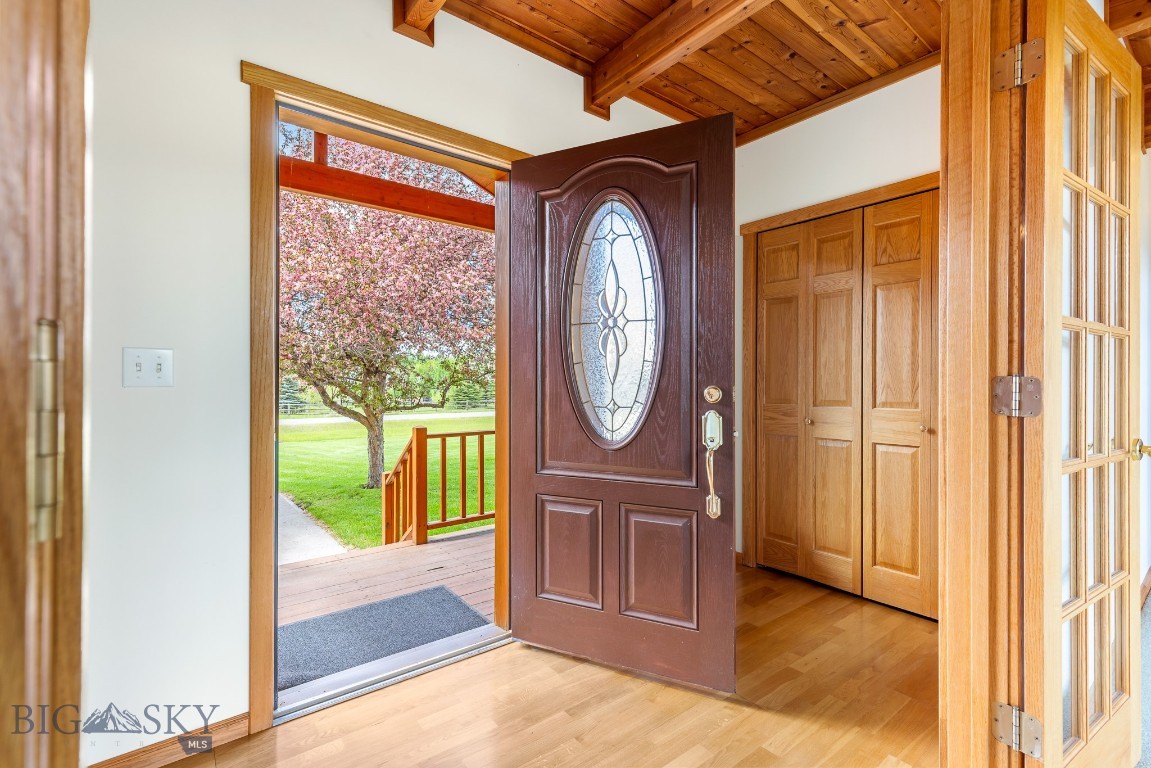 35 N Low Bench Road