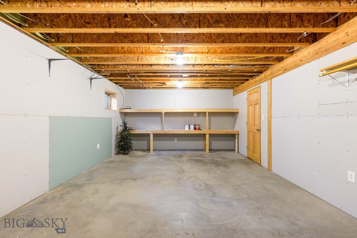 35 N Low Bench Road