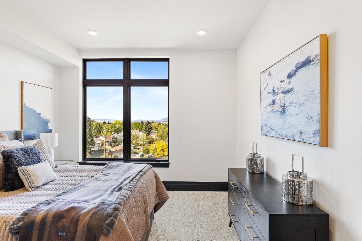 315 N Tracy Avenue 303