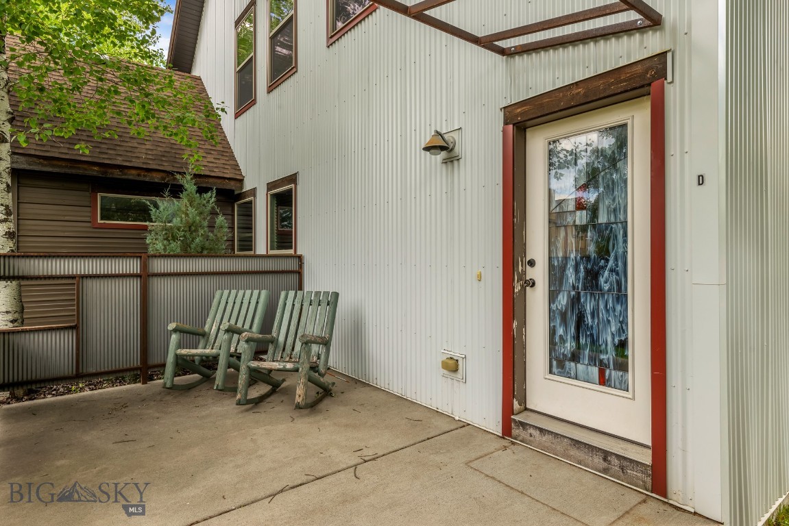 4276 Cascade Street D