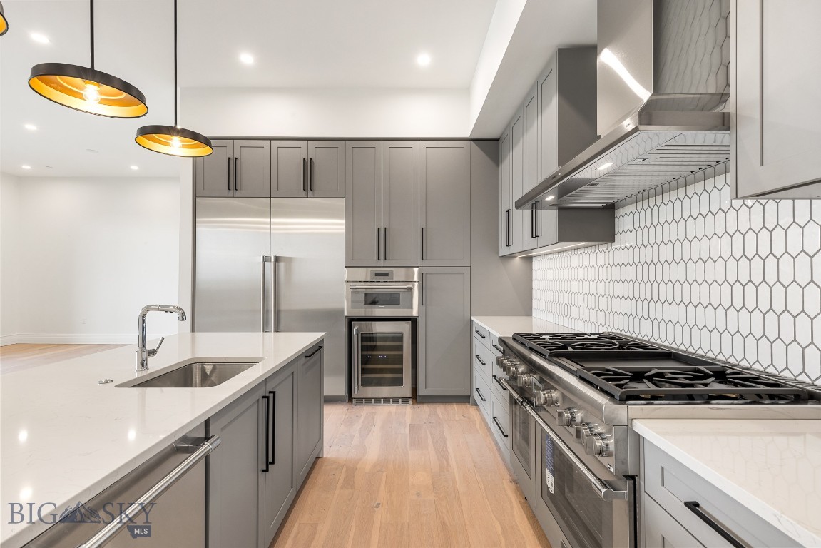 315 N Tracy Avenue 602