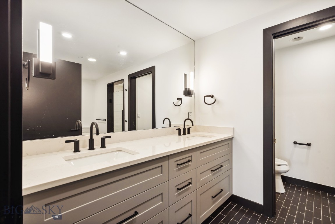 315 N Tracy Avenue 507