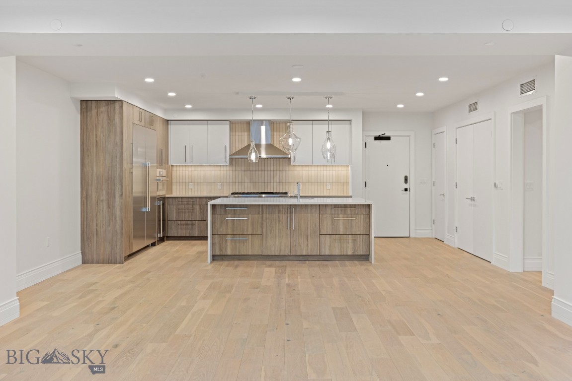 315 N Tracy Avenue 104