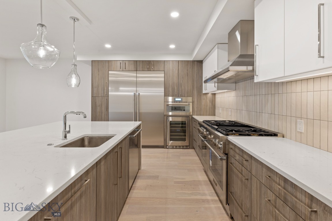 315 N Tracy Avenue 104