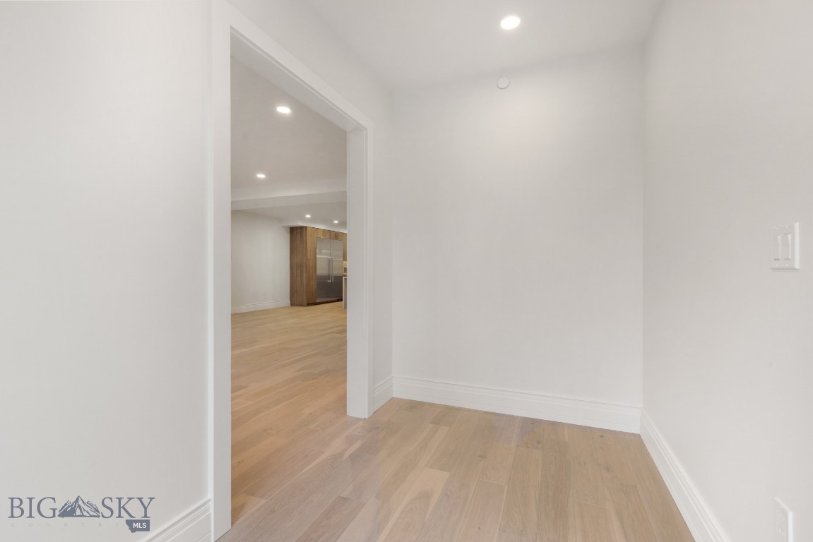 315 N Tracy Avenue 104