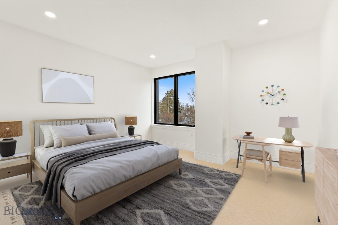 315 N Tracy Avenue 104