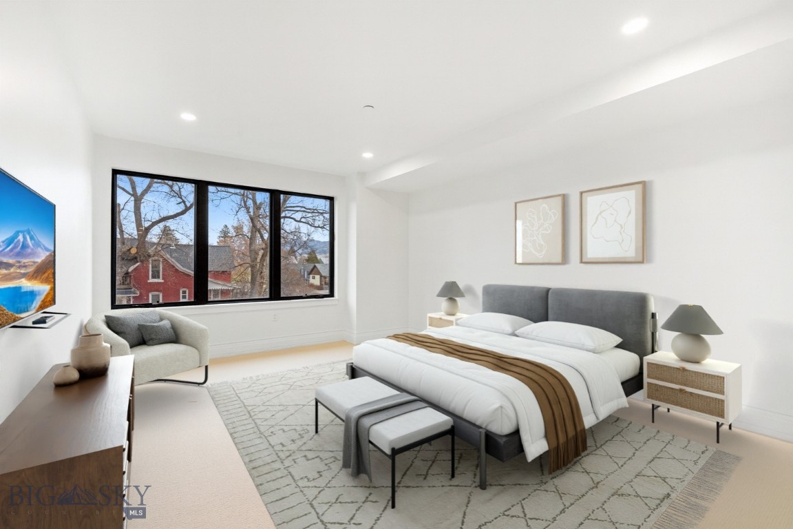 315 N Tracy Avenue 104