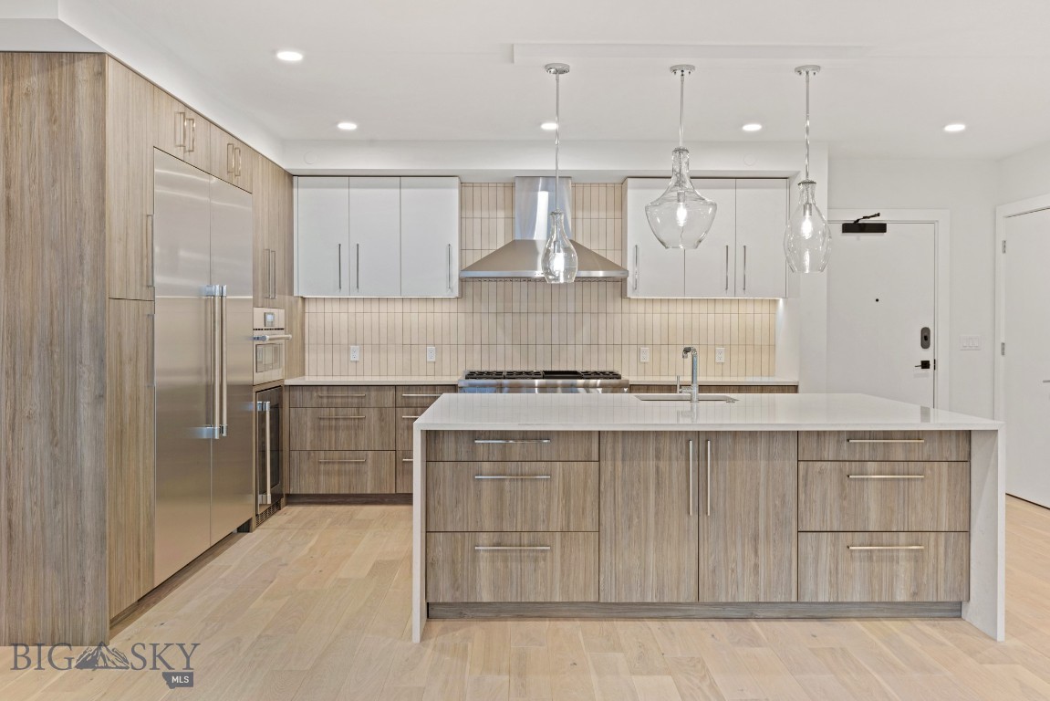 315 N Tracy Avenue 104