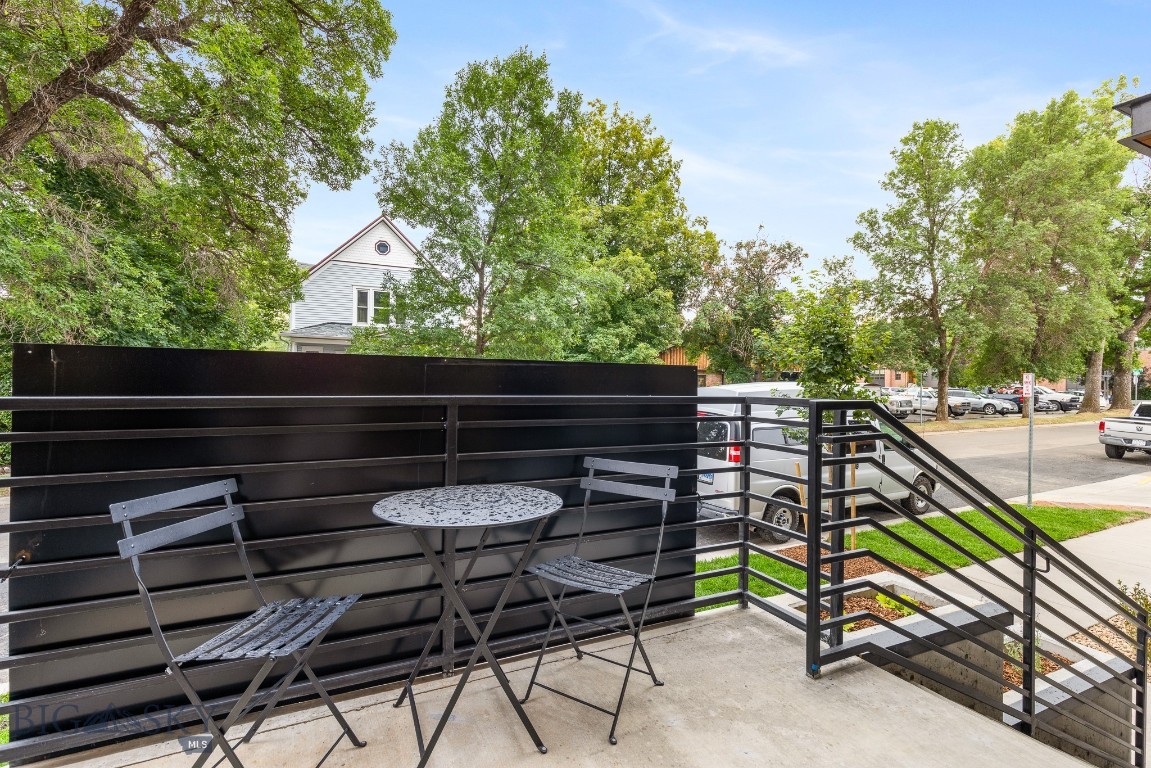 315 N Tracy Avenue 107