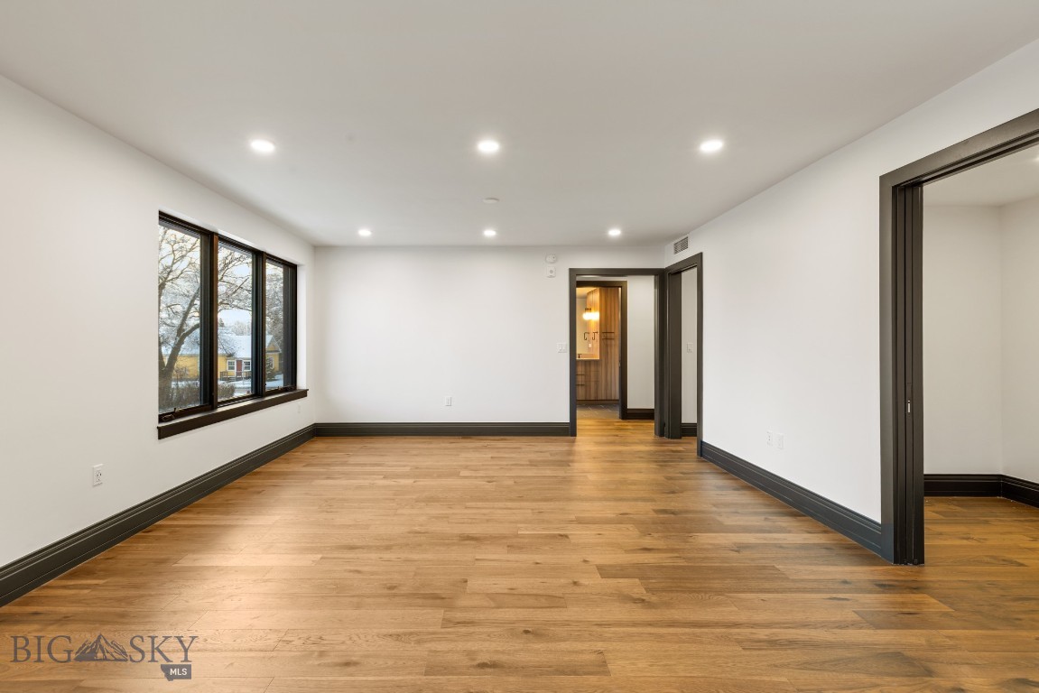 315 N Tracy Avenue 102