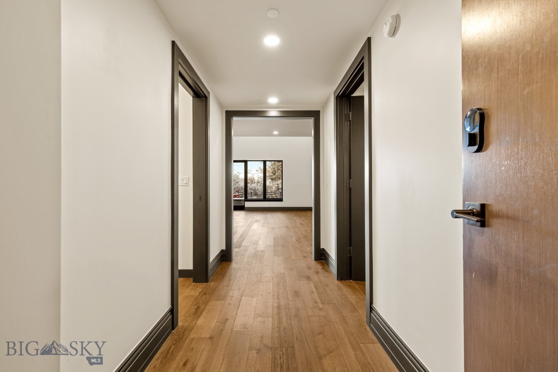 315 N Tracy Avenue 102