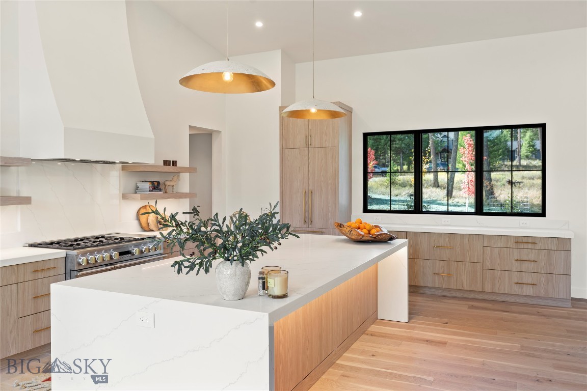 45 Meadow View Court