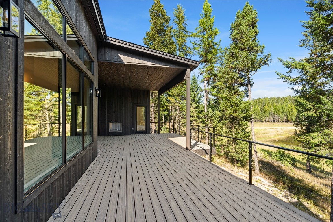 45 Meadow View Court