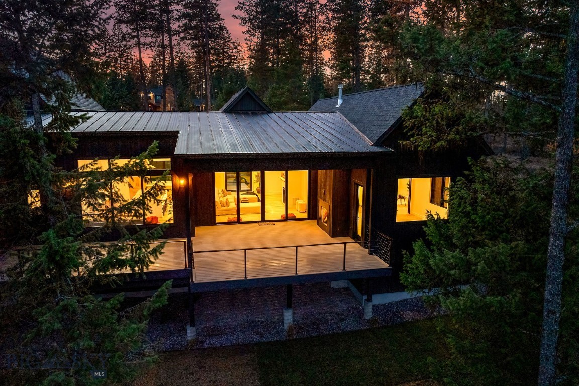 45 Meadow View Court