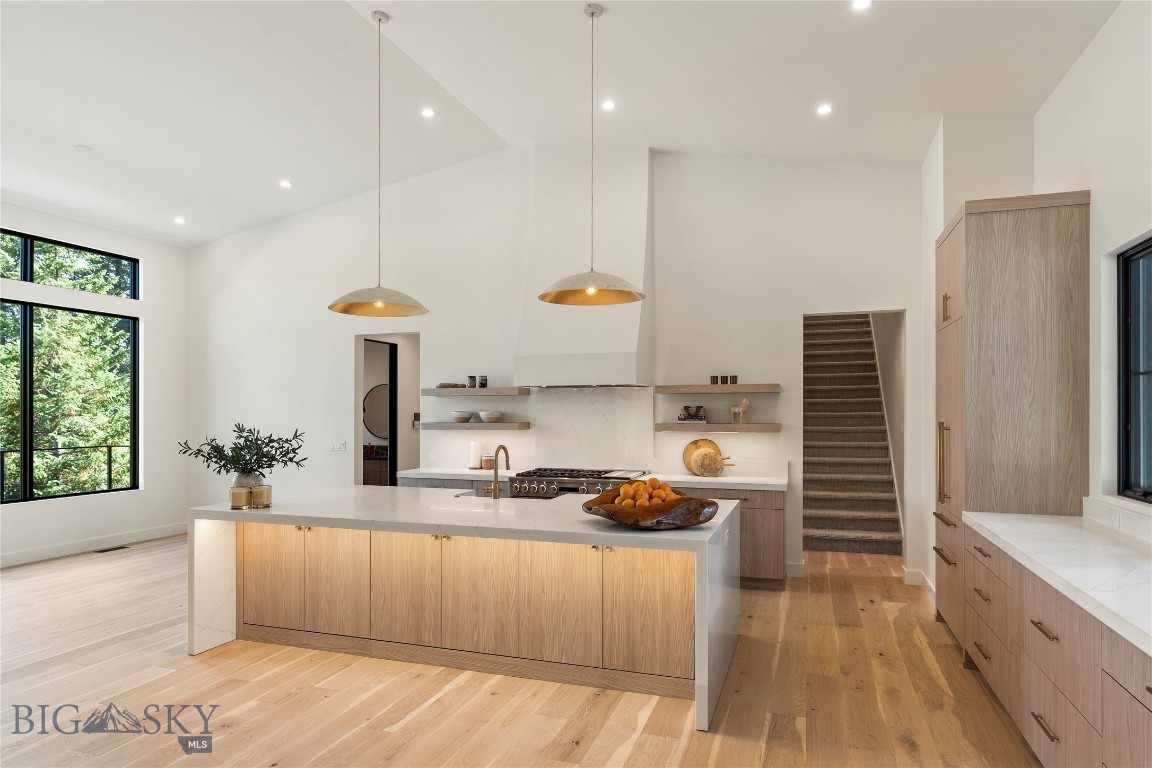 45 Meadow View Court