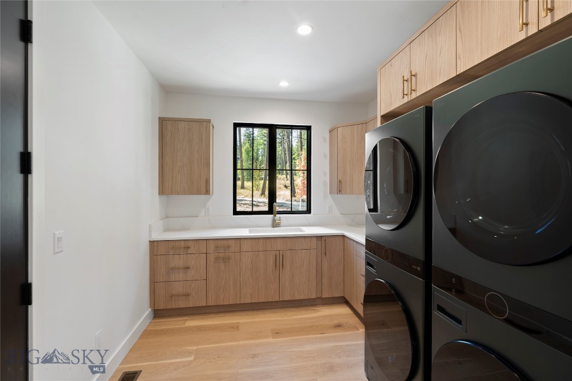 45 Meadow View Court