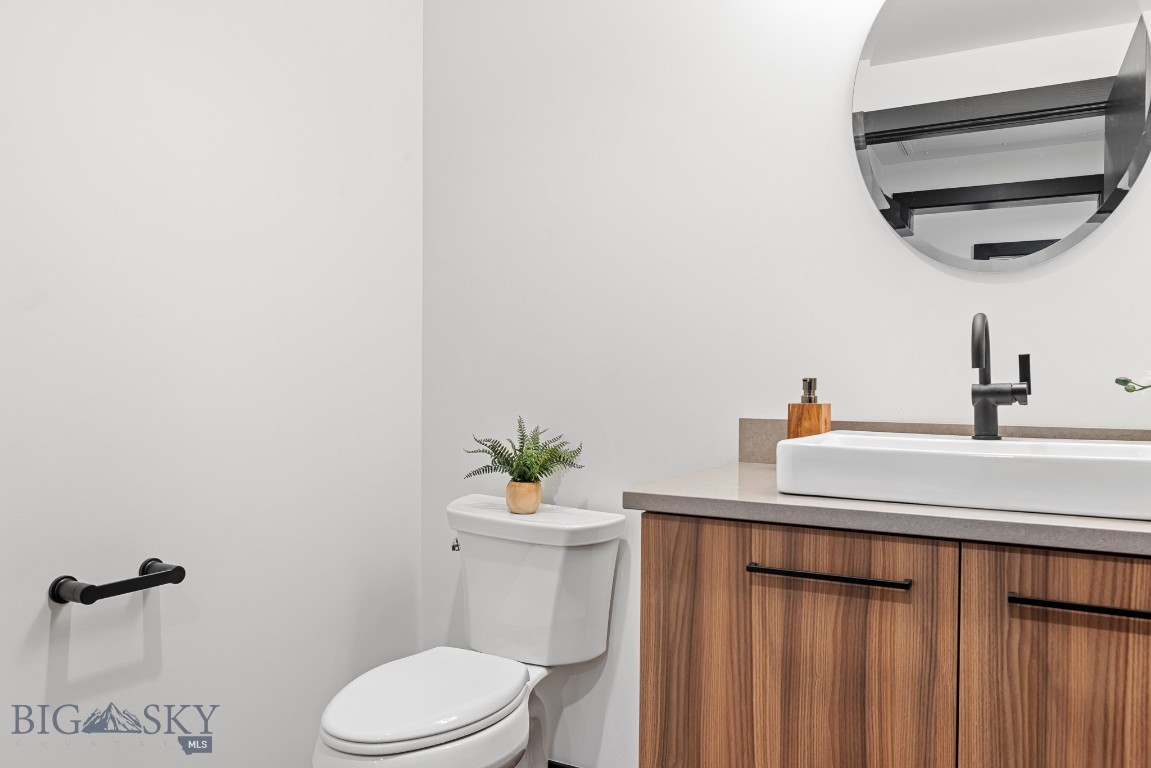 315 N Tracy Avenue 403