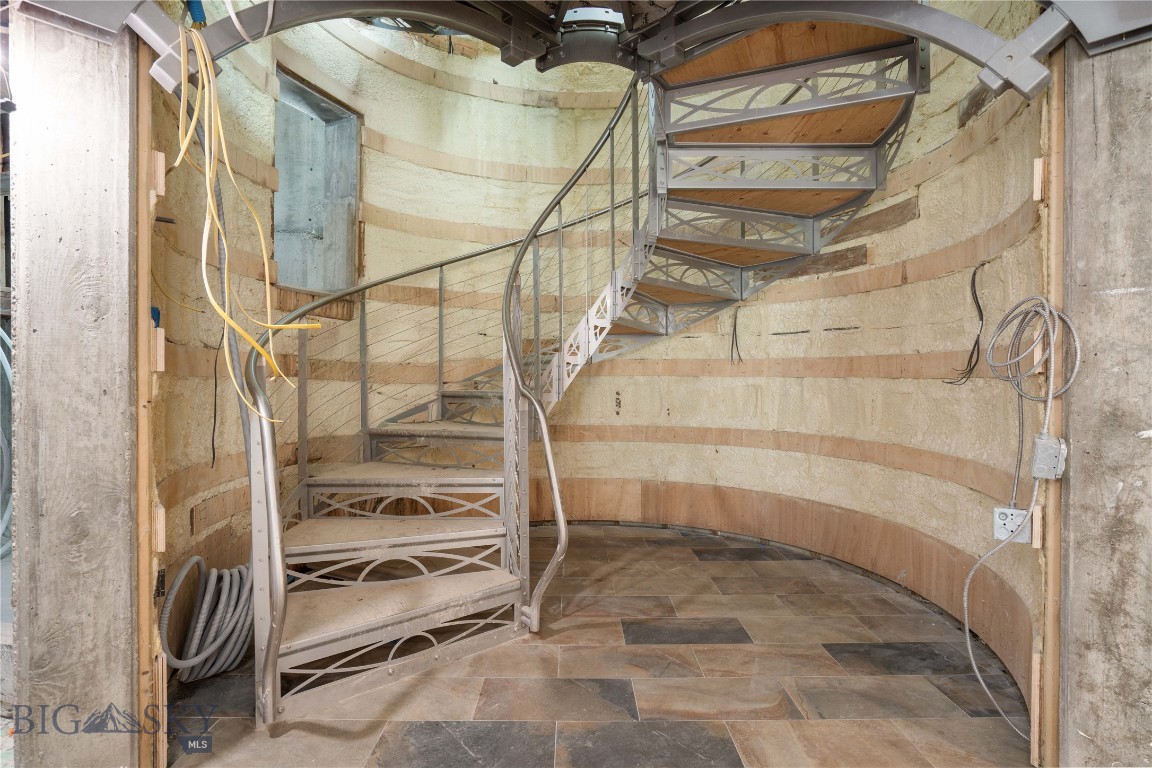 149 Beehive Basin Road