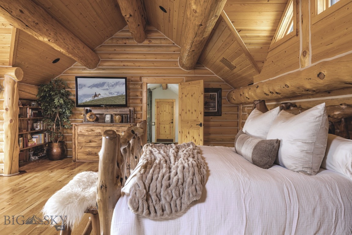 1021 Gateway South Road