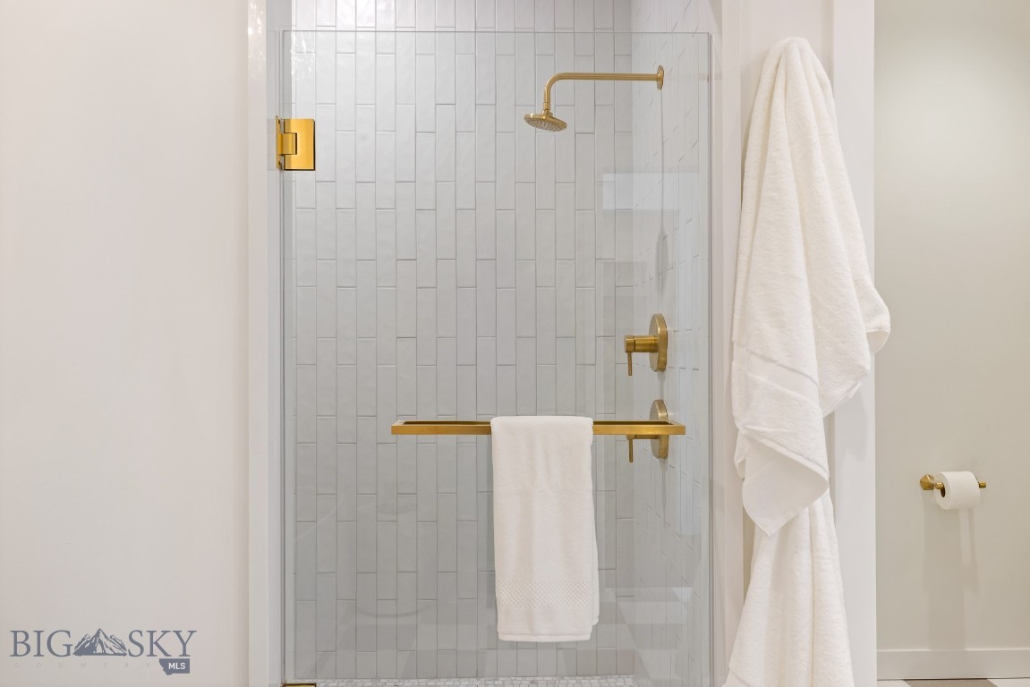 315 N Tracy Avenue 601