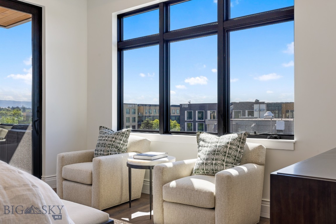 315 N Tracy Avenue 601