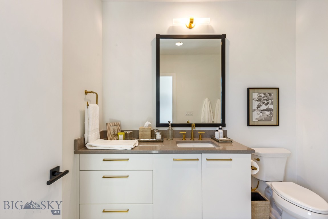 315 N Tracy Avenue 601