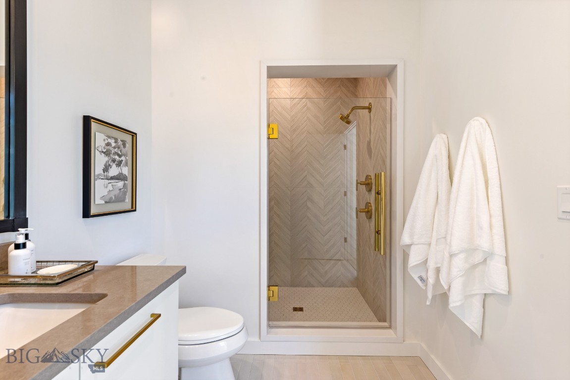 315 N Tracy Avenue 601