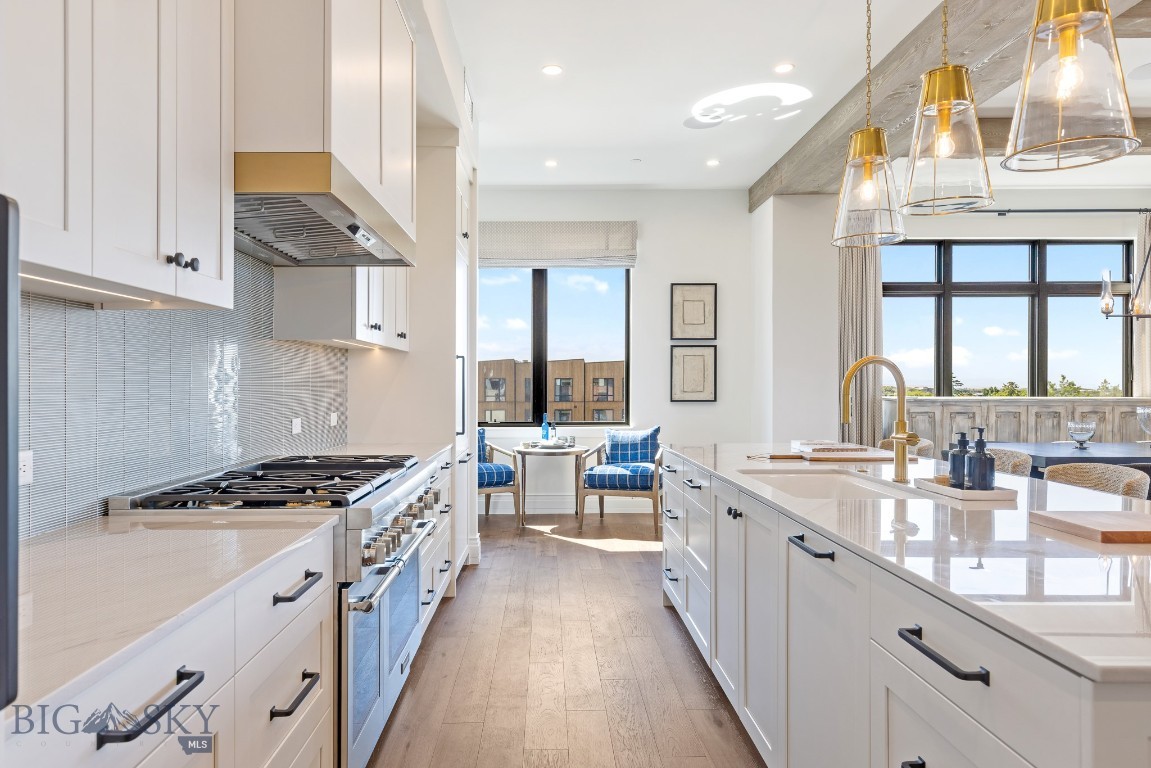 315 N Tracy Avenue 601