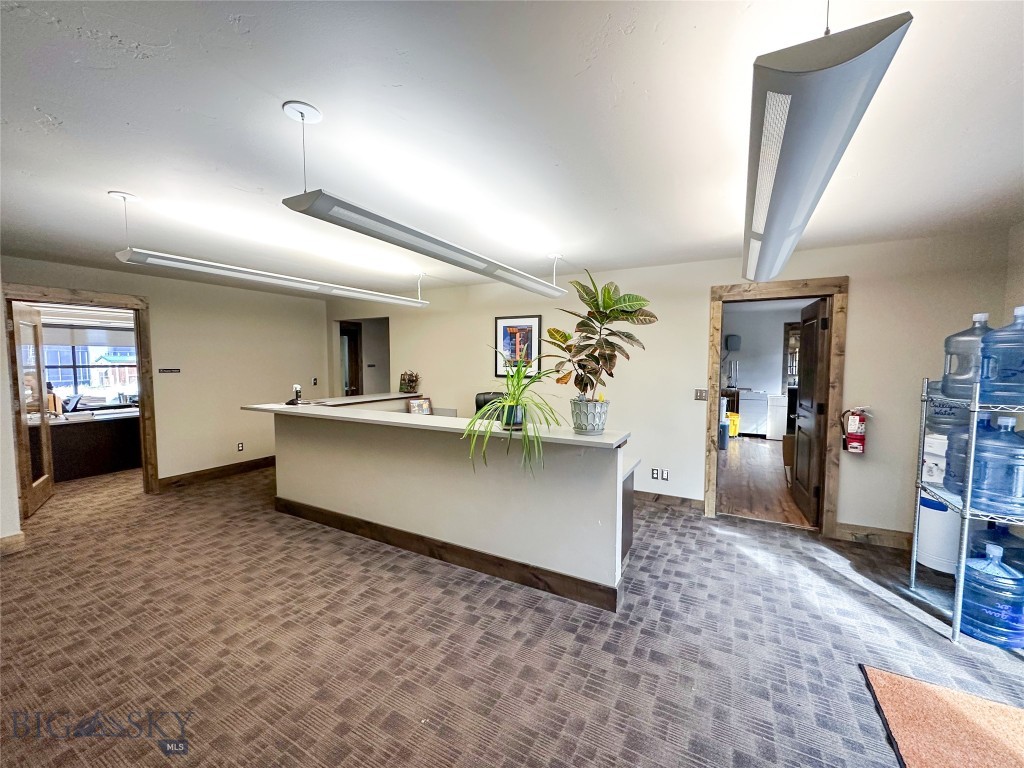 4498 Jackrabbit Lane Bldg 1