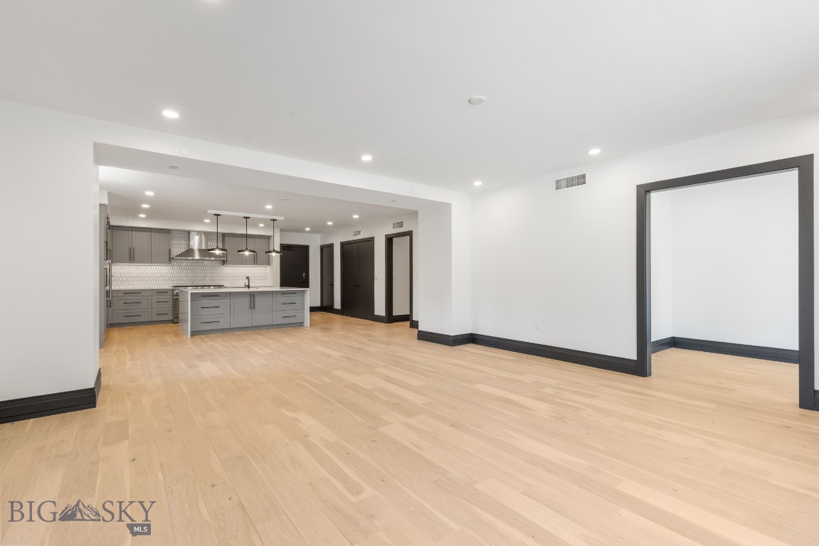 315 N Tracy Avenue 105