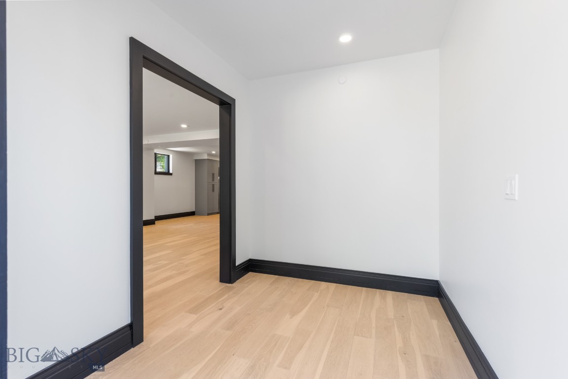 315 N Tracy Avenue 105