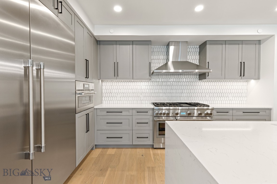 315 N Tracy Avenue 105