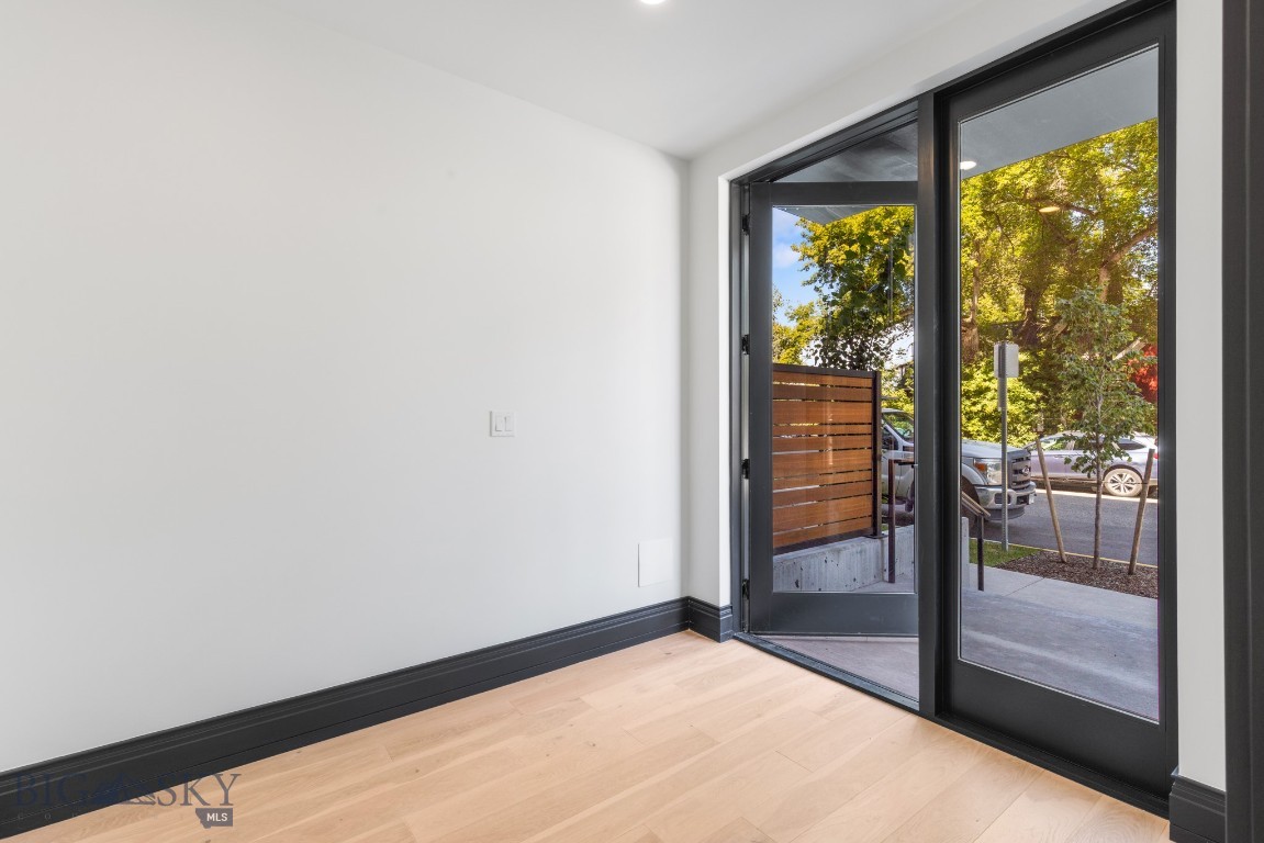 315 N Tracy Avenue 105