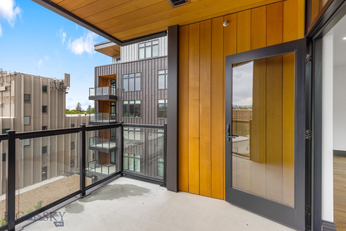 315 N Tracy Avenue 408
