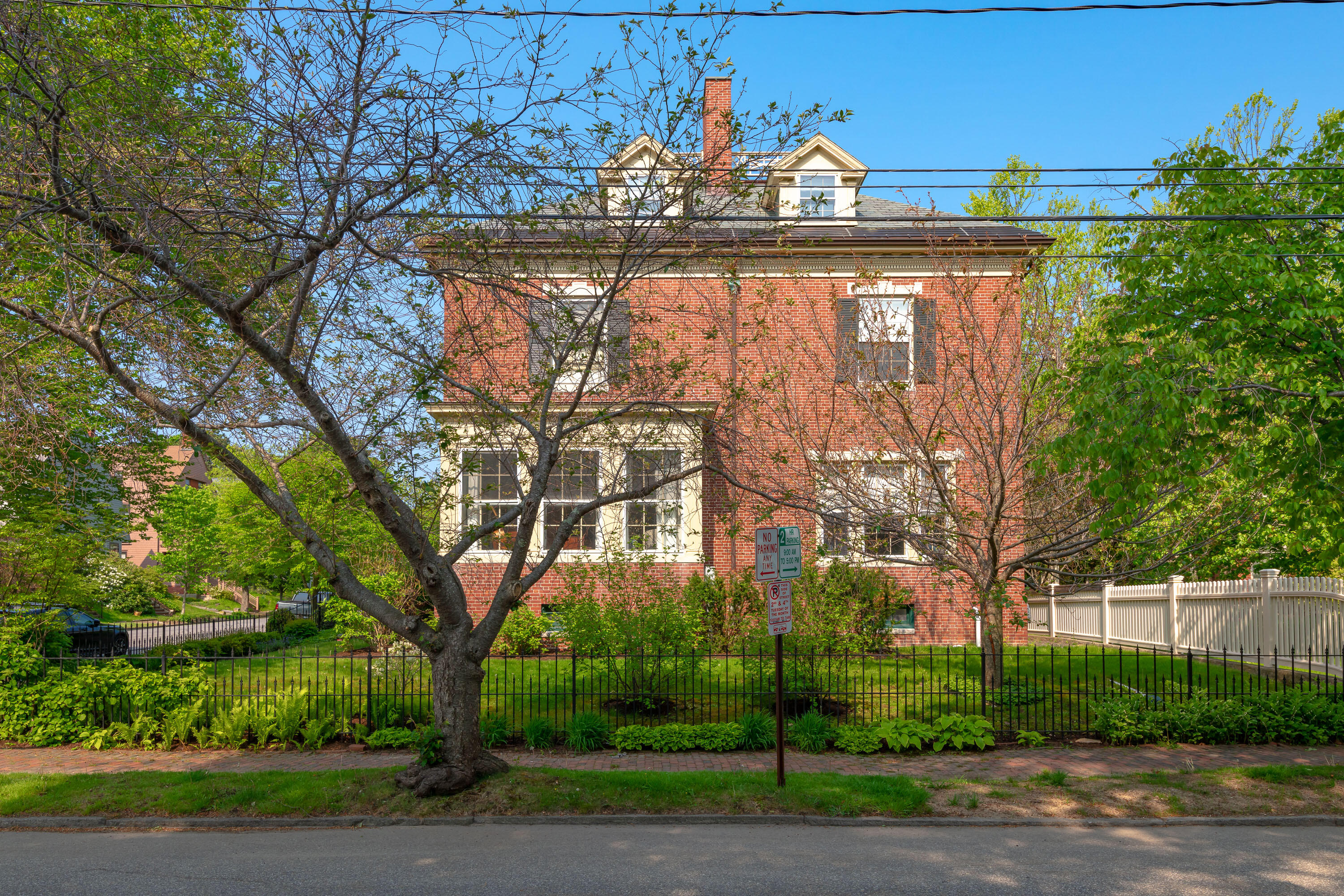 29 Bowdoin Street