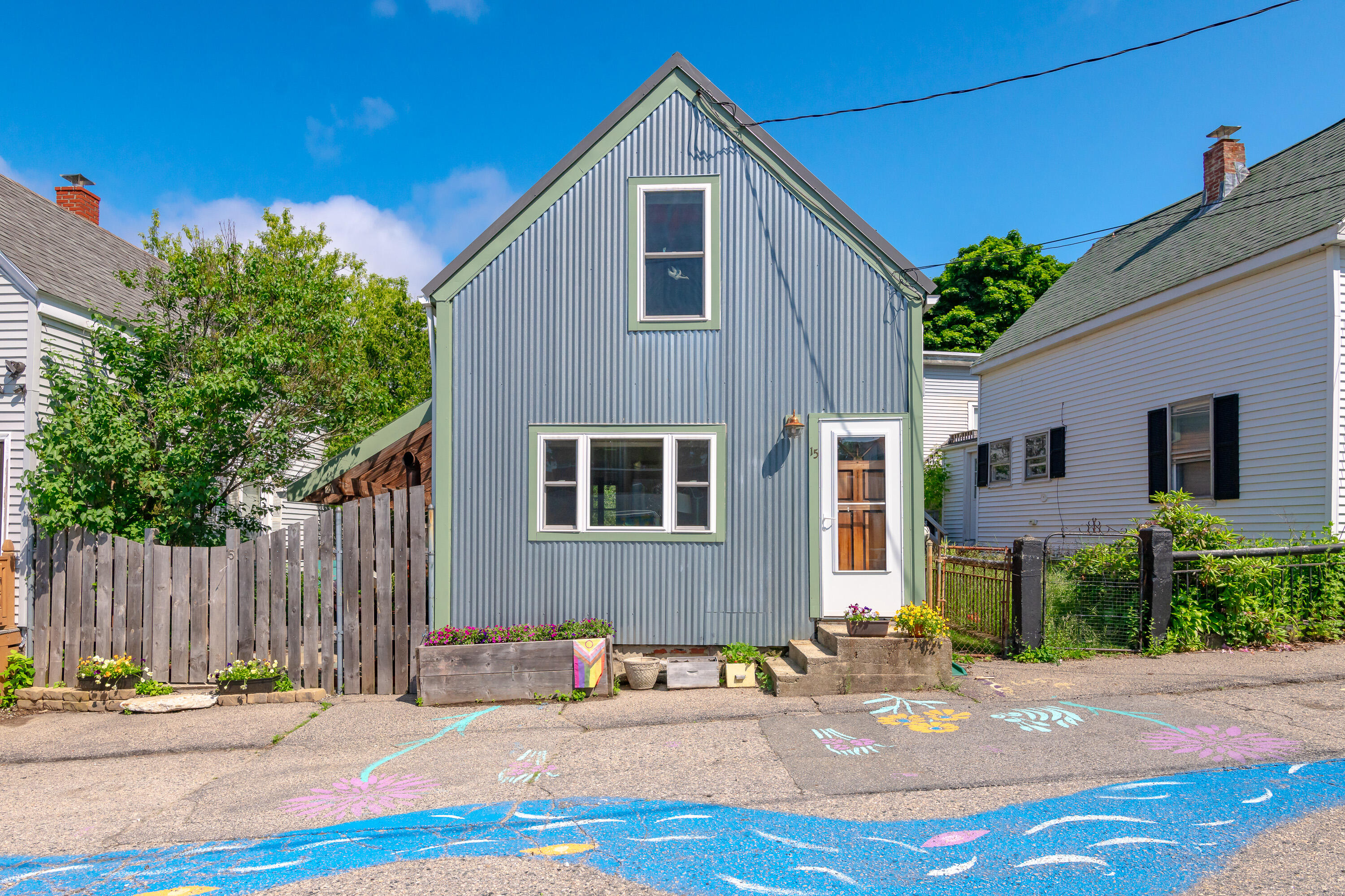 15 E Cove Street