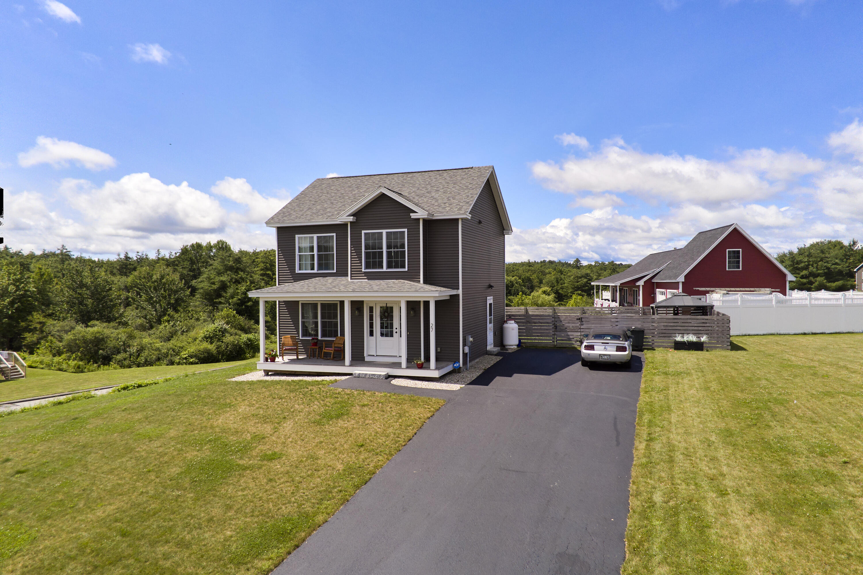 27 Stillwater Drive