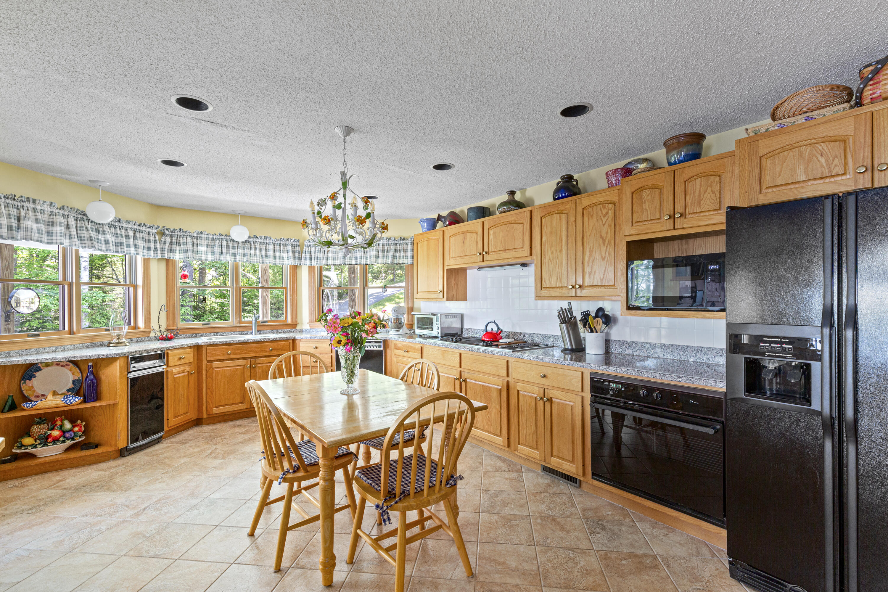 10 River Bend Drive