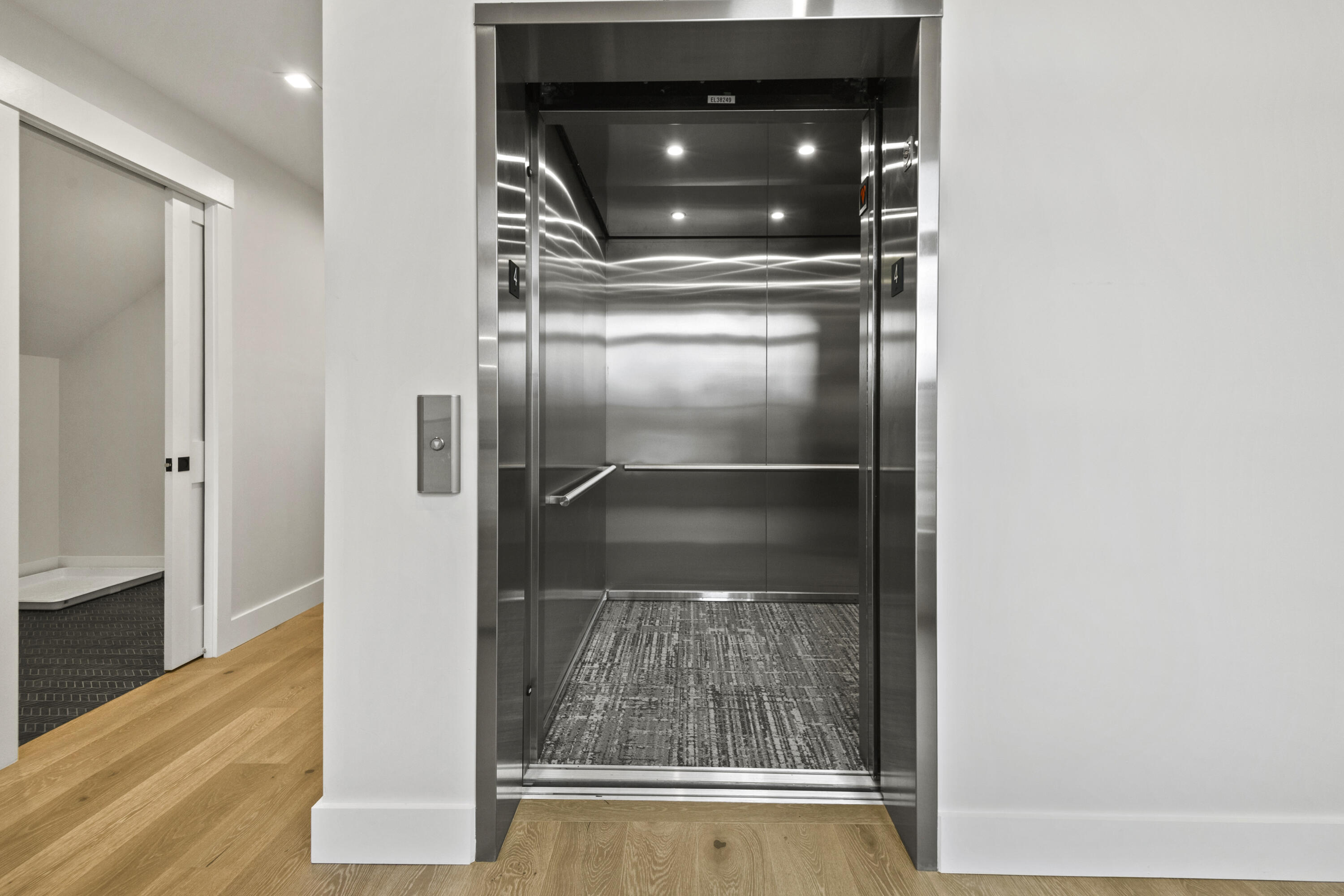 2 India Street, 4