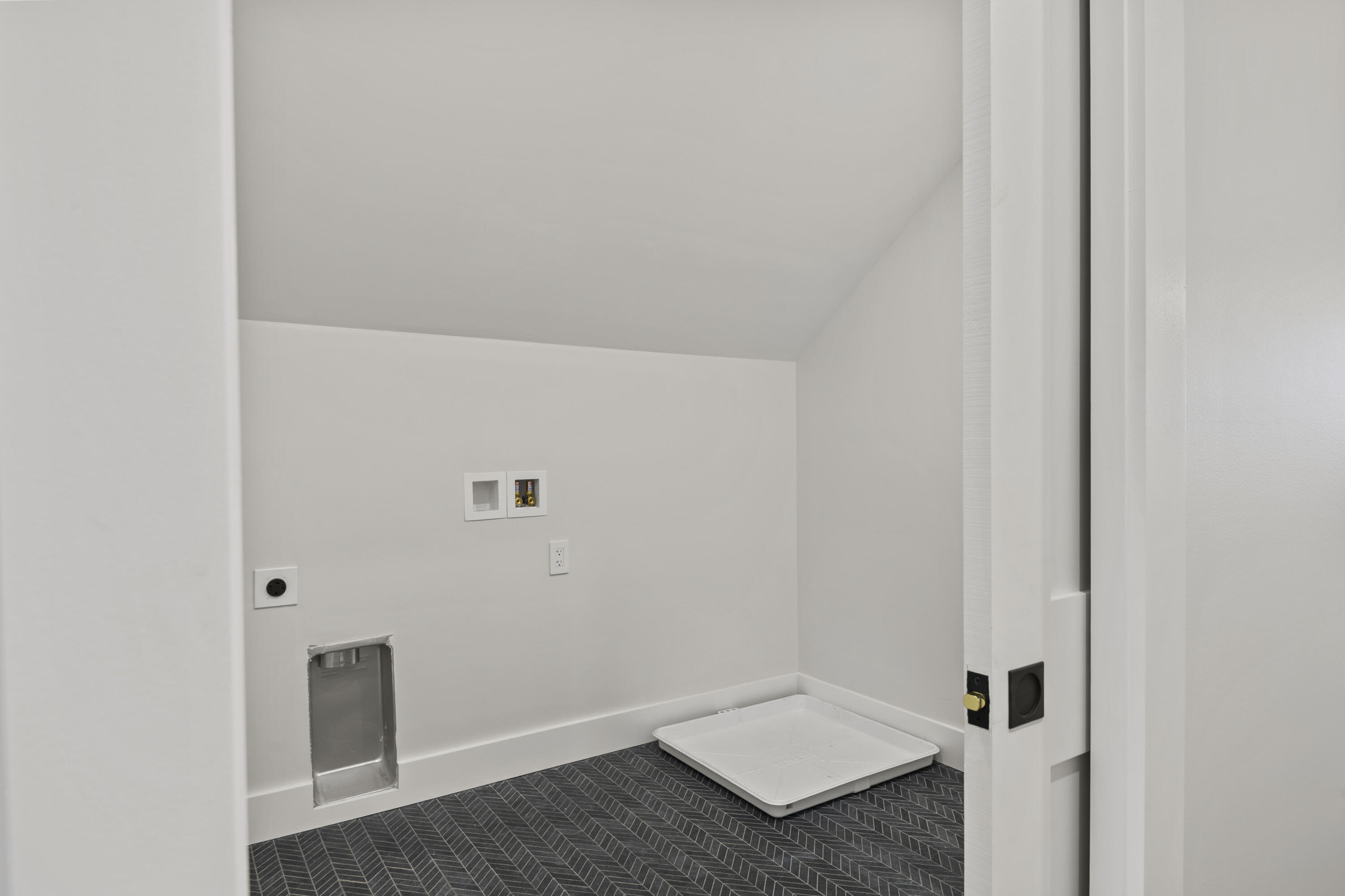 2 India Street, 4