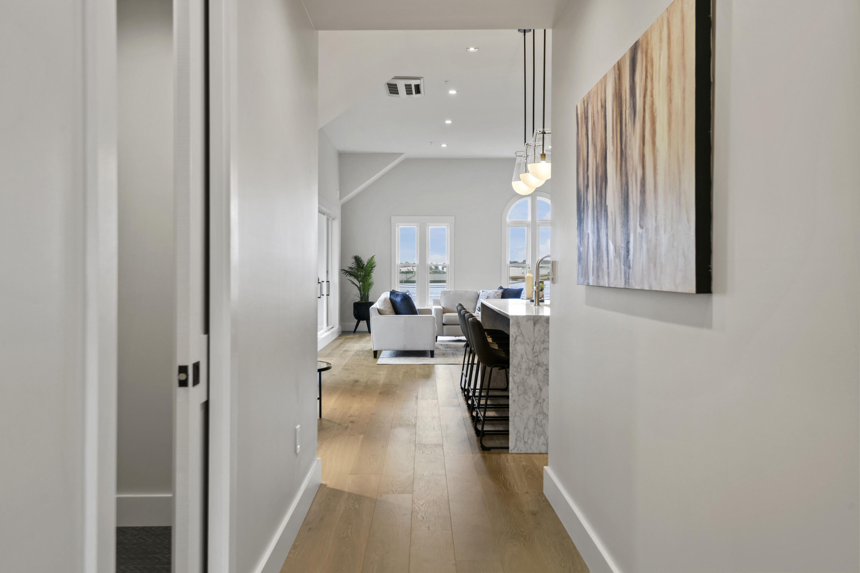 2 India Street, 4
